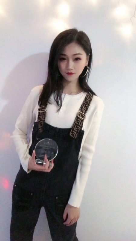 迷人的小璐的第一张照片--南京相亲服务中心