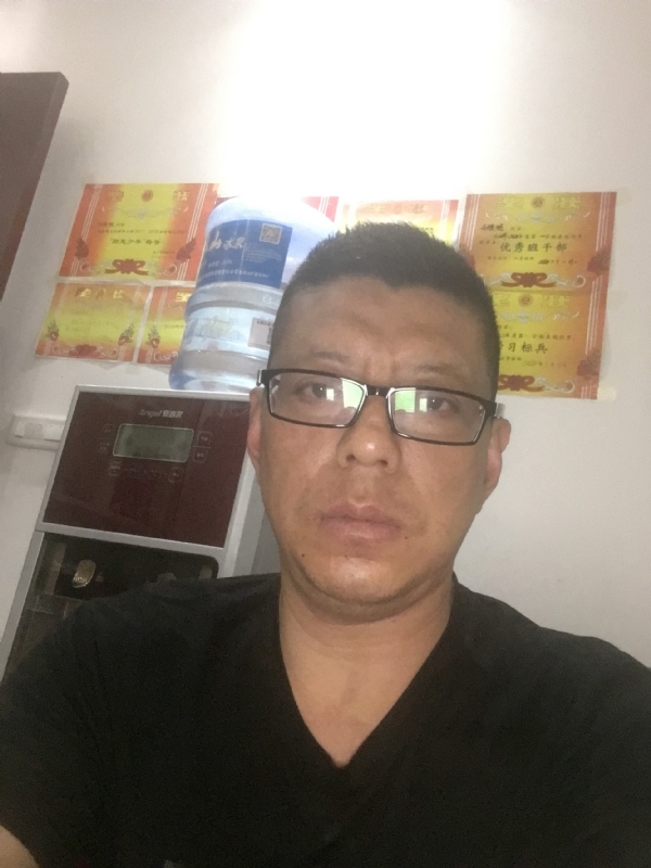 牵手的第一张照片--南京相亲服务中心