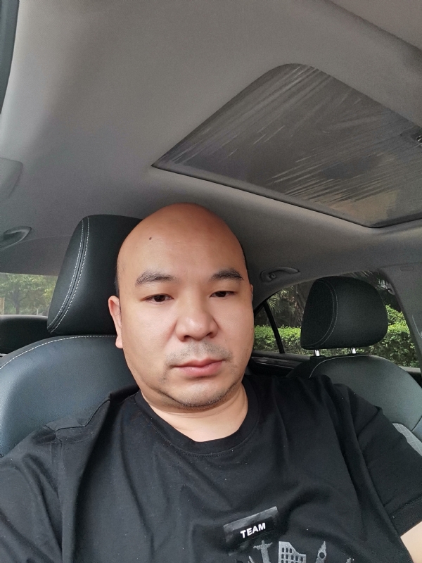 爷们已经老了的第一张照片--南京相亲服务中心