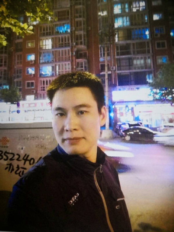 阳光灿烂的第三张照片--南京相亲服务中心