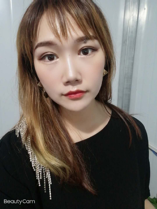 艾薇的第三张照片--南京相亲服务中心