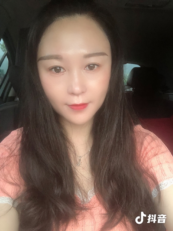 云云的第一张照片--南京相亲服务中心