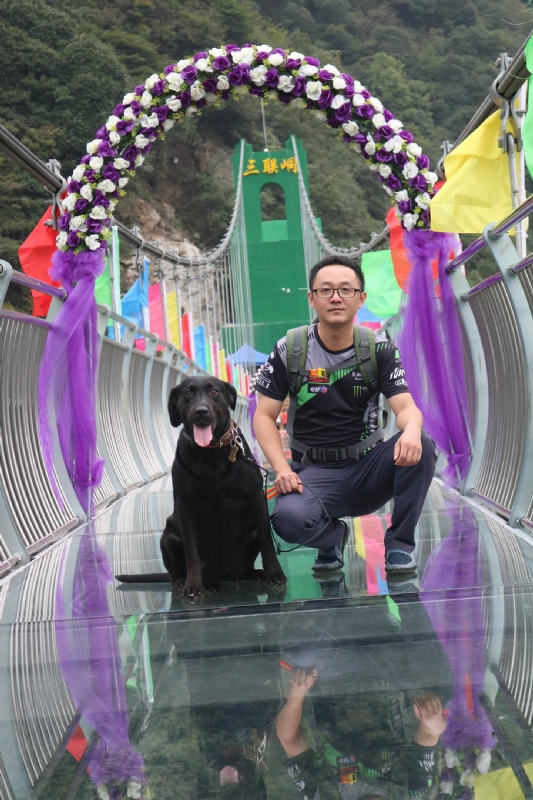 离人的第一张照片--南京相亲服务中心