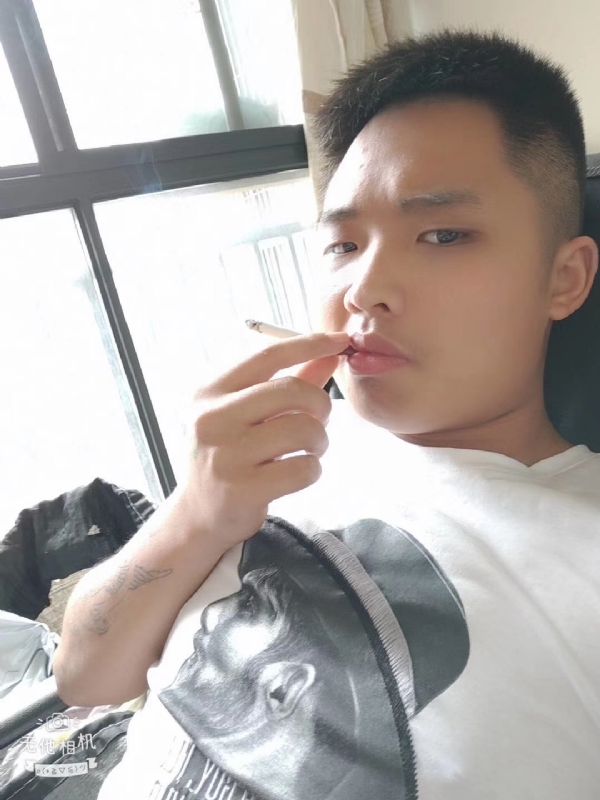 比比曾_的第二张照片--南京相亲服务中心