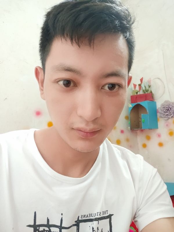 笑对人生的第一张照片--南京相亲服务中心