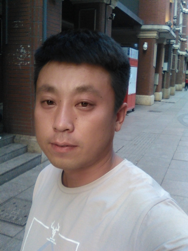 冰冷的心的第一张照片--南京相亲服务中心