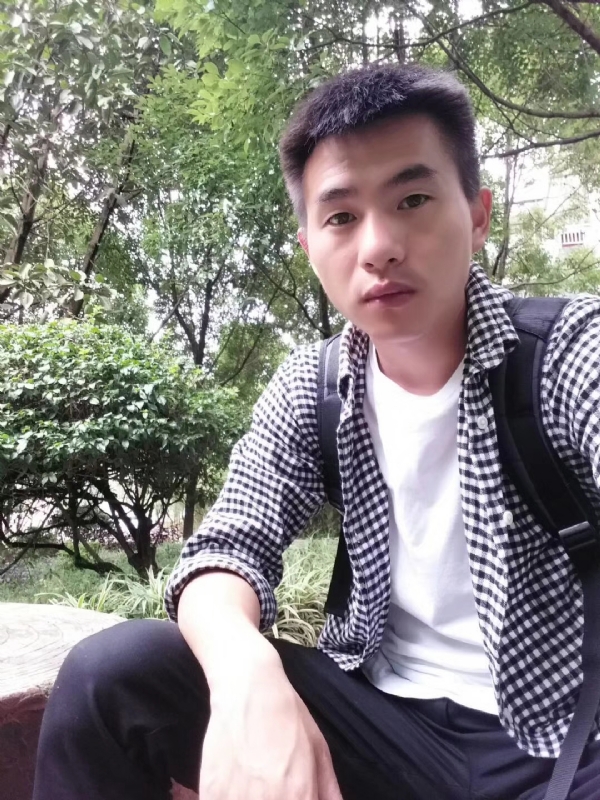 小杨的第一张照片--南京相亲服务中心