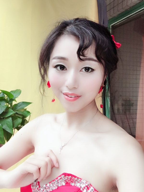 薇薇的第一张照片--南京相亲服务中心