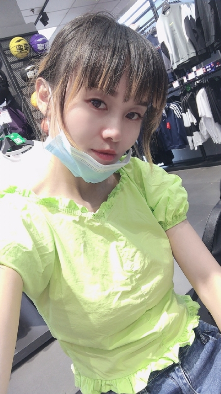 婀娜袅袅的第一张照片--南京相亲服务中心