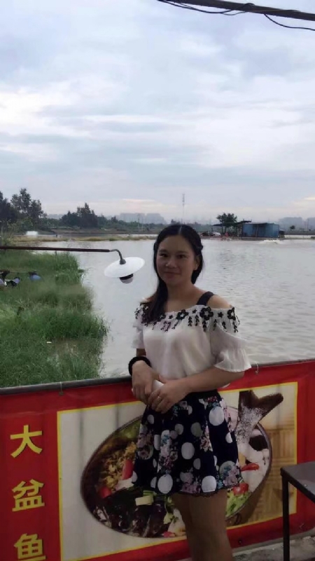 莹莹的第一张照片--南京相亲服务中心