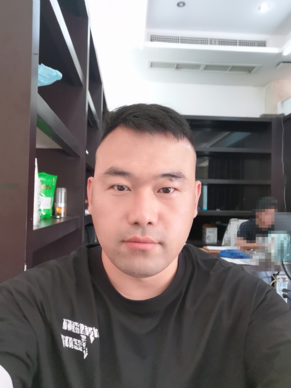 香菇稻草人的第二张照片--南京相亲服务中心