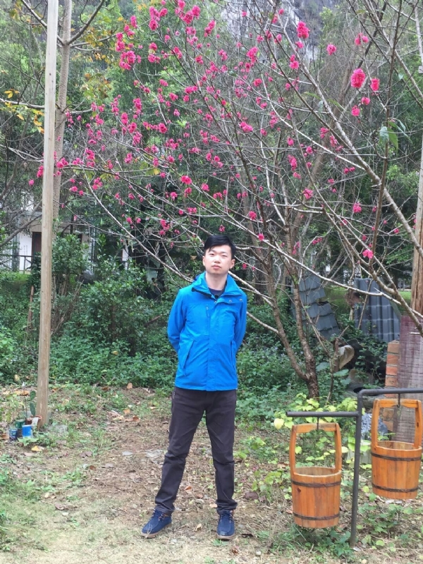 金生水起的第一张照片--南京相亲服务中心