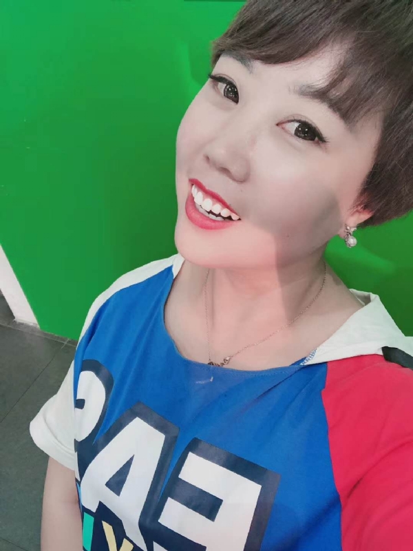 青青子衿的第一张照片--南京相亲服务中心