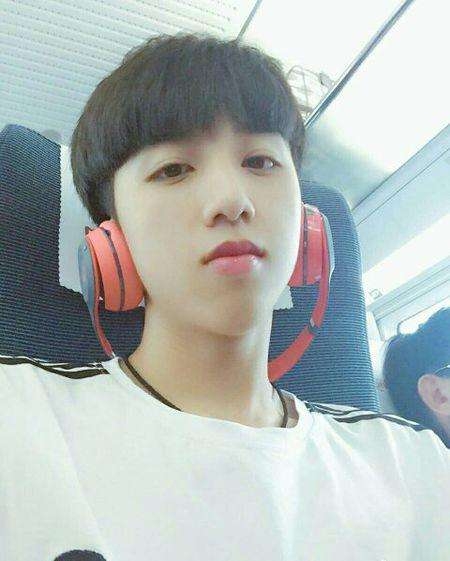 被爱伤了身的第一张照片--南京相亲服务中心