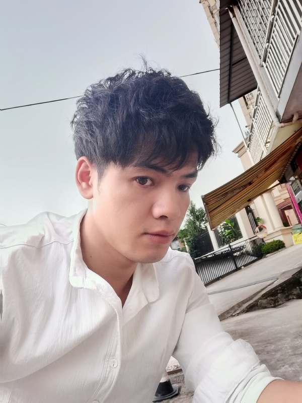 幕后老板的第一张照片--南京相亲服务中心