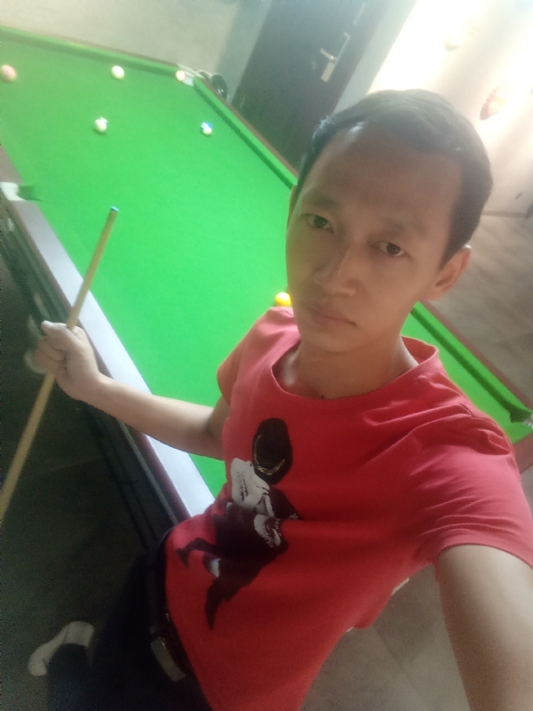 耳机分你一半的第一张照片--南京相亲服务中心