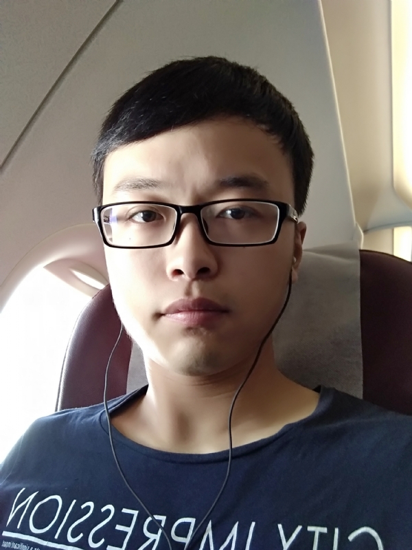 在水一方的第一张照片--南京相亲服务中心