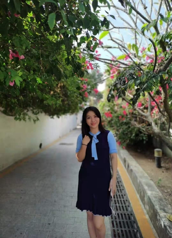 小雪的第二张照片--南京相亲服务中心