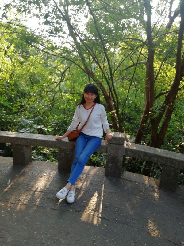 夏陌的第一张照片--南京相亲服务中心