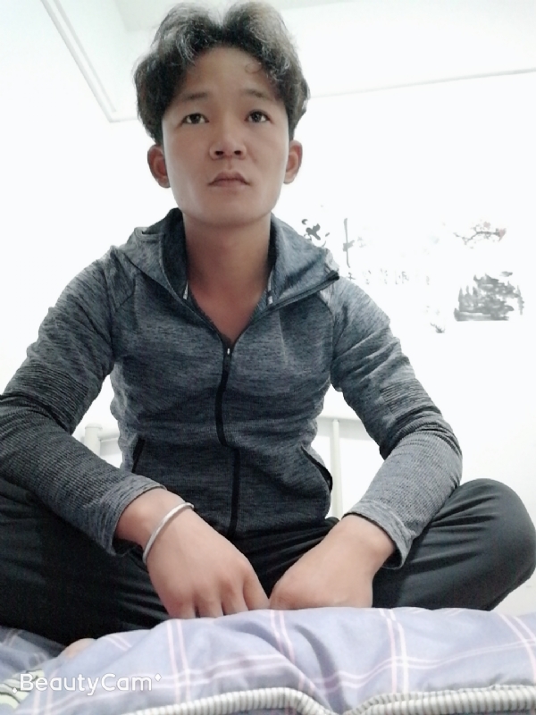 东浩学长的第一张照片--南京相亲服务中心