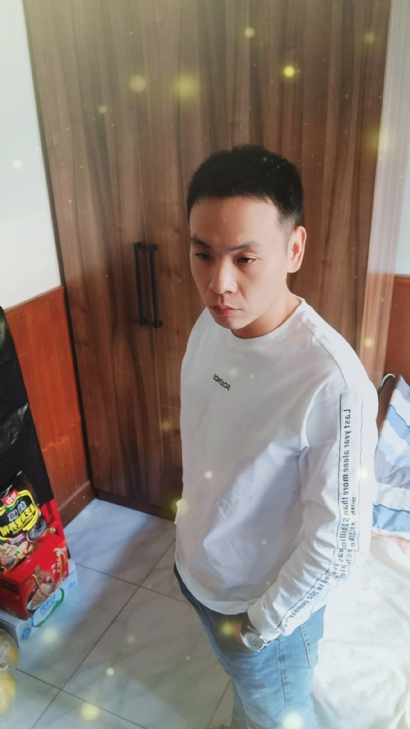 没有蜡笔的小航的第三张照片--南京相亲服务中心