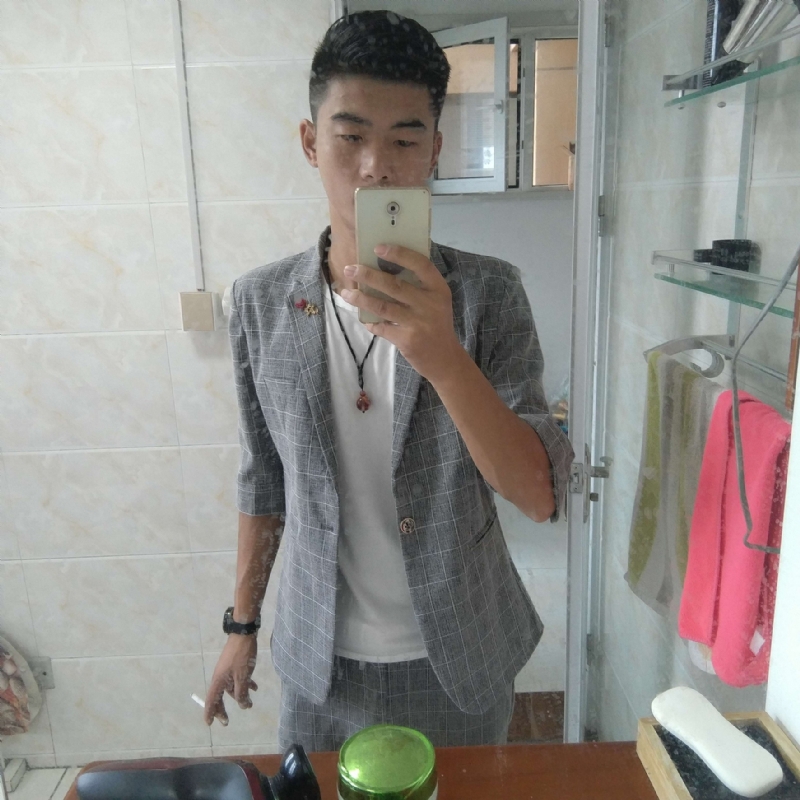 会淹死的鱼的第一张照片--南京相亲服务中心