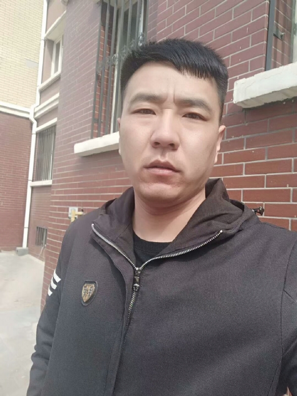 谁伴我闯荡的第一张照片--南京相亲服务中心