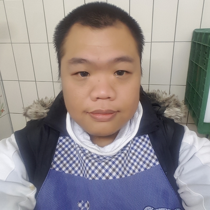 黑熊的第一张照片--南京相亲服务中心