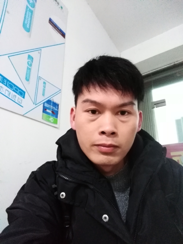 微笑的第一张照片--南京相亲服务中心