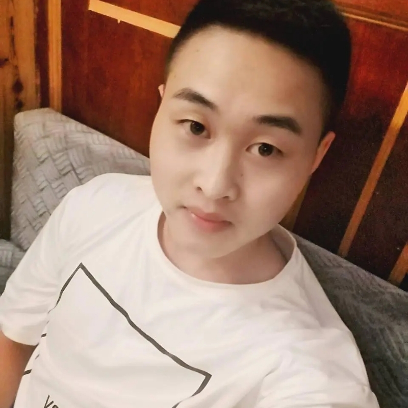 娃娃脸小爸爸的第二张照片--南京相亲服务中心