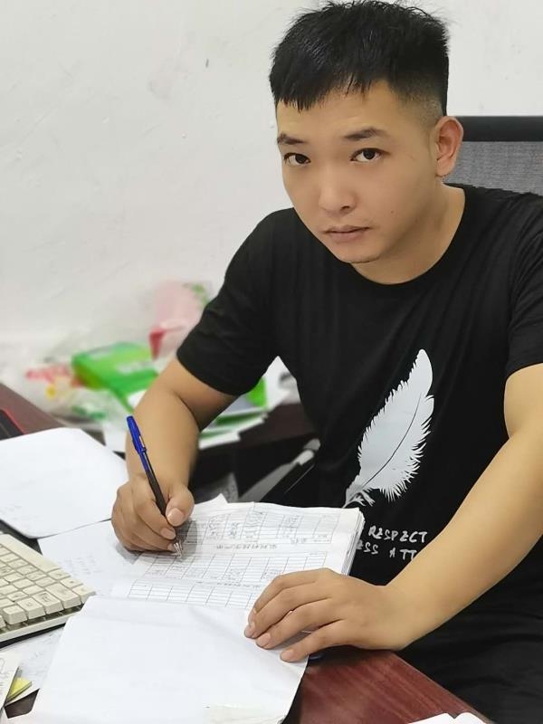 寻找另一伴的第一张照片--南京相亲服务中心