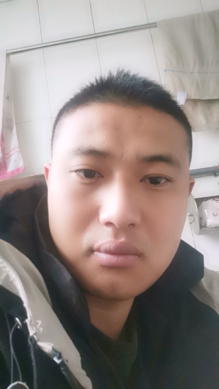 烟花再美不过瞬间的第一张照片--南京相亲服务中心