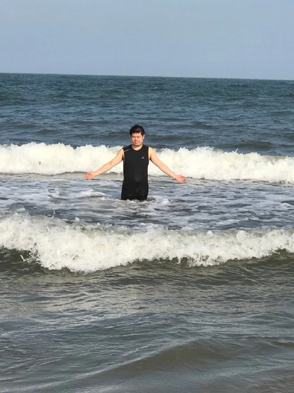 TS杰的第一张照片--南京相亲服务中心