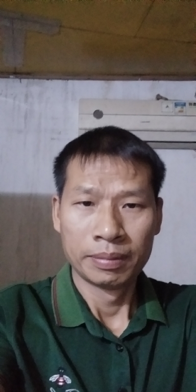 执着跋涉的第二张照片--南京相亲服务中心