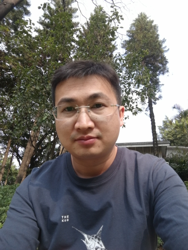 不如随风的第二张照片--南京相亲服务中心