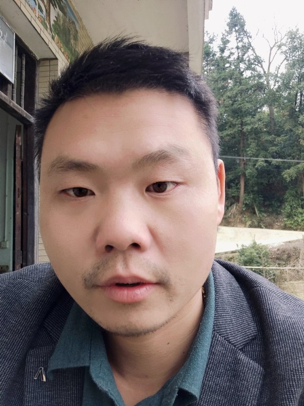 曾小焱的第一张照片--南京相亲服务中心