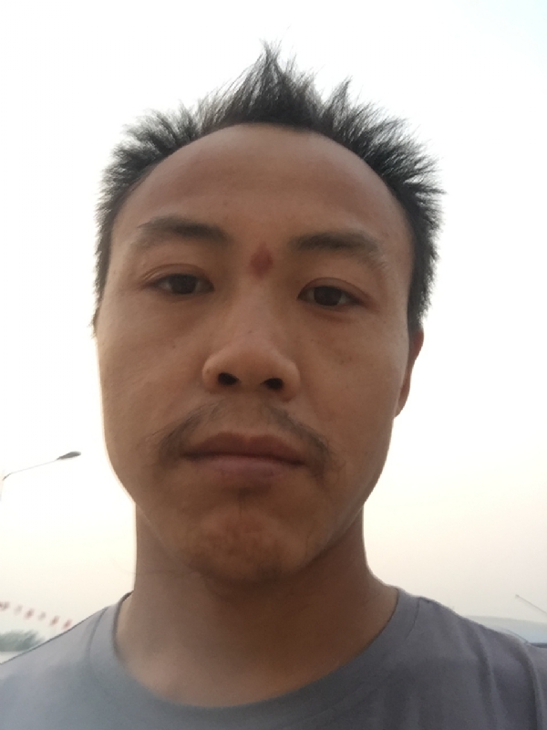 老曹的第一张照片--南京相亲服务中心