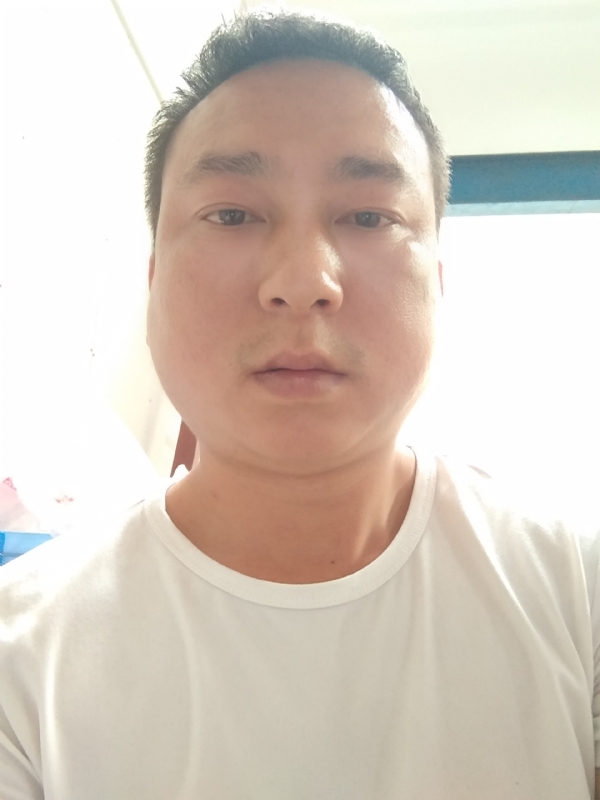 大叔的第一张照片--南京相亲服务中心