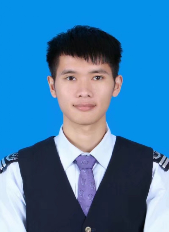 一头奔跑的熊的第一张照片--南京相亲服务中心