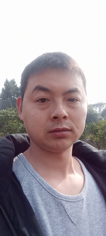 亲亲抱抱我爱你的第一张照片--南京相亲服务中心