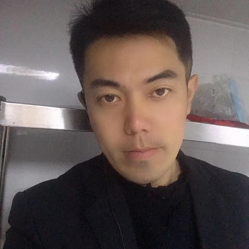 李龙的第二张照片--南京相亲服务中心