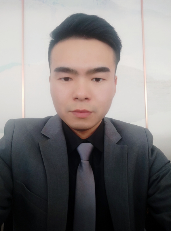 穿西装的鲨鱼的第一张照片--南京相亲服务中心