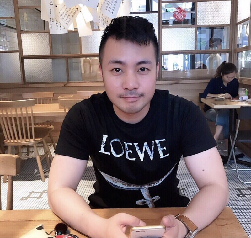 相濡以沫的第一张照片--南京相亲服务中心