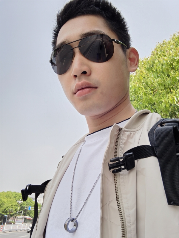 残花落陌,的第一张照片--南京相亲服务中心