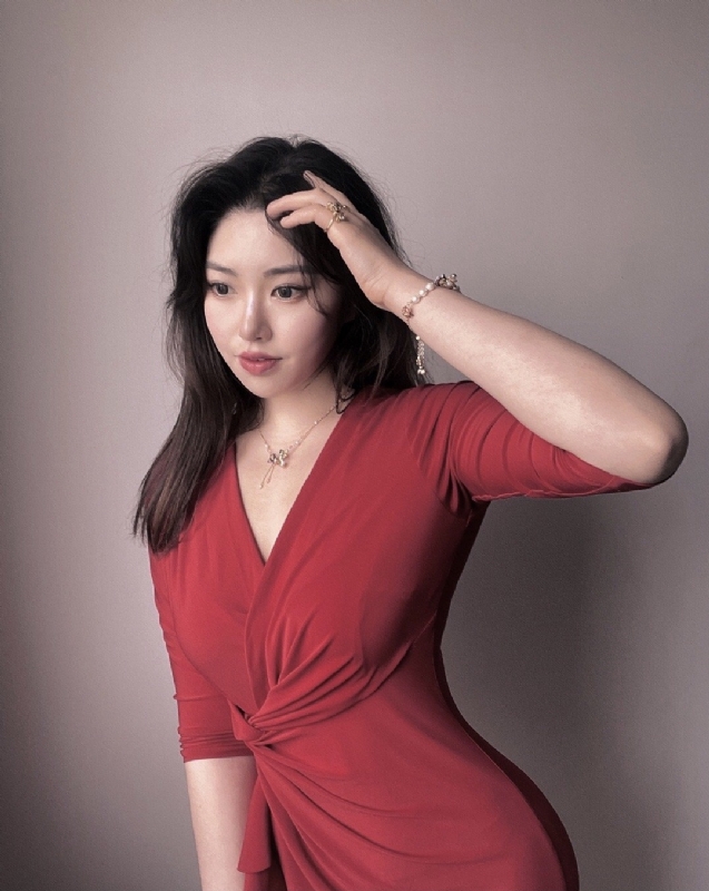 YANGYANG的第一张照片--南京相亲服务中心