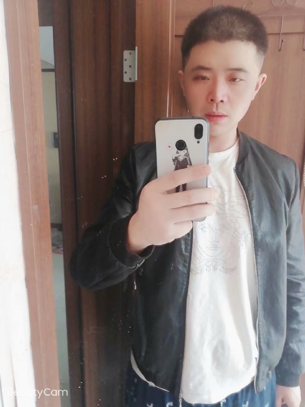 米饭班主的第二张照片--南京相亲服务中心