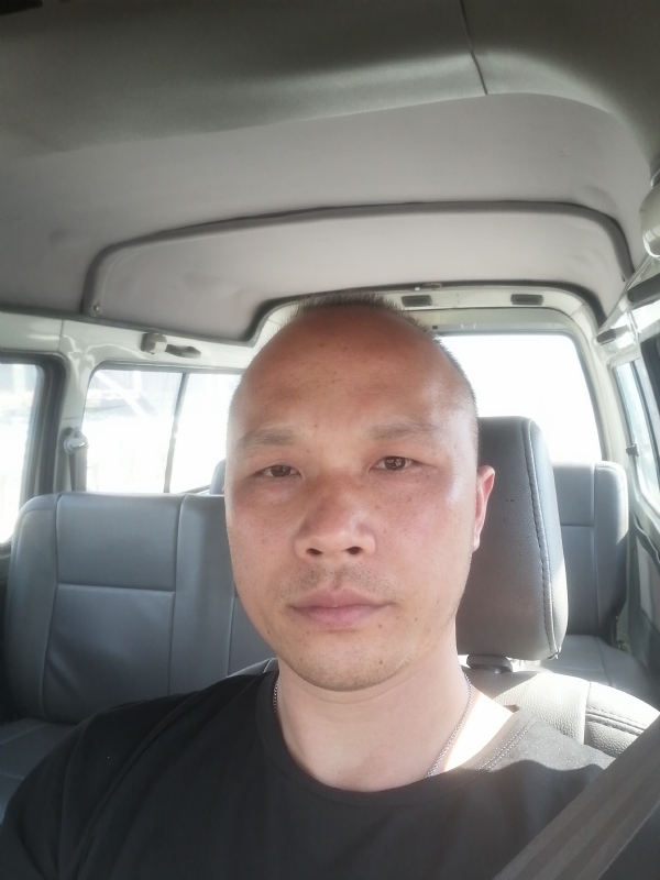 新旺丁的第一张照片--南京相亲服务中心