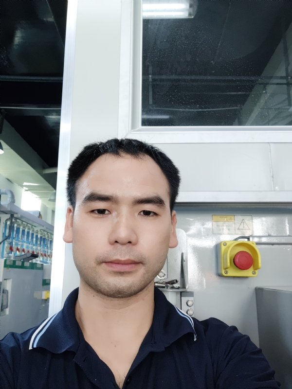 黄伟的第一张照片--南京相亲服务中心