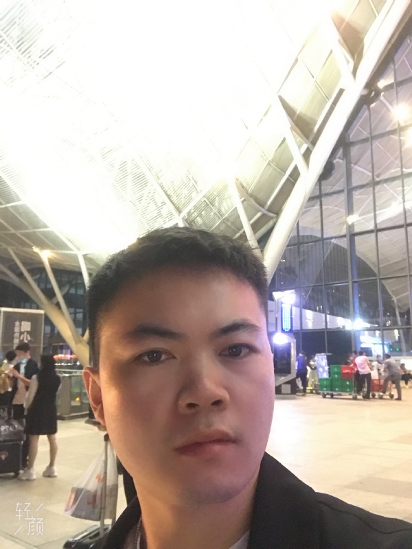 骑马的快乐的第一张照片--南京相亲服务中心