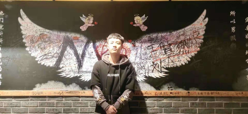 水彩画师的第一张照片--南京相亲服务中心